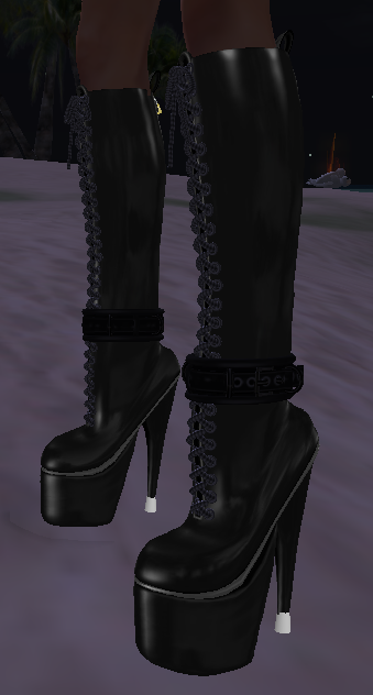 Image des Mesmerize Dungeon Kinky Sub Boots